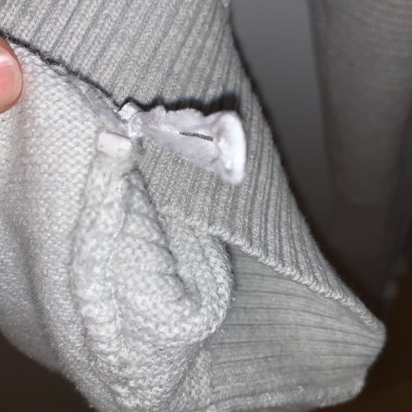 I.N.C International Concepts Beige Pull Over Sweater With The Hood Size Small - Picture 6 of 7